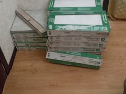 Занесли кафельную плитку в помещение